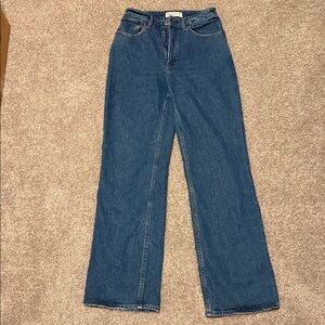 Abercrombie Curve Love The ‘90s Relaxed Jean High Rise